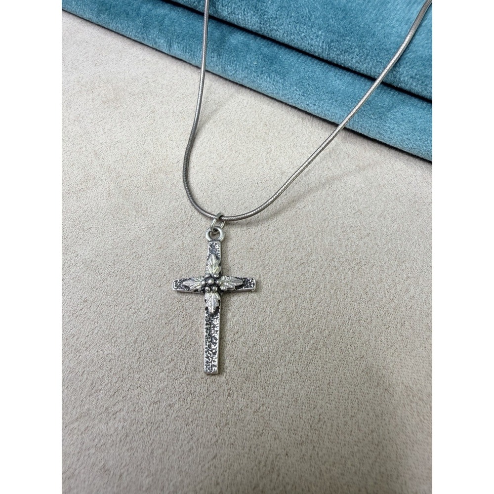 Vintage Wheeler Mfg‎ WM Sterling Silver Leaf Cross Pendant 18" Snake Chain 925
